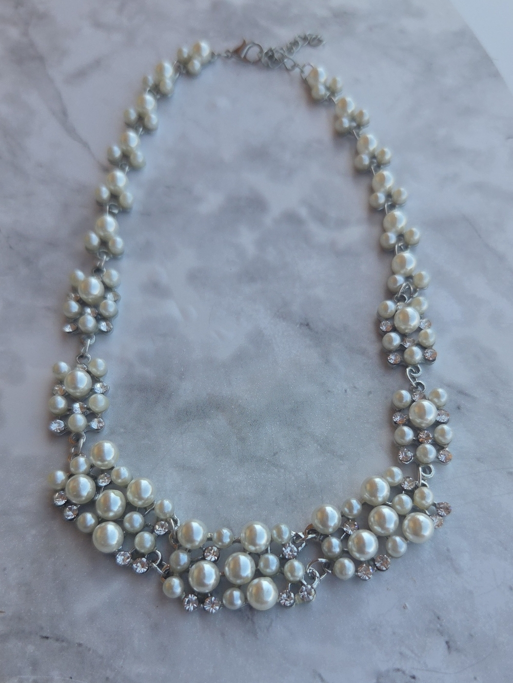 Banana Republic Pearl Cluster Statement Necklace - Ivory